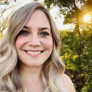 Meet your Posher, Rebecca